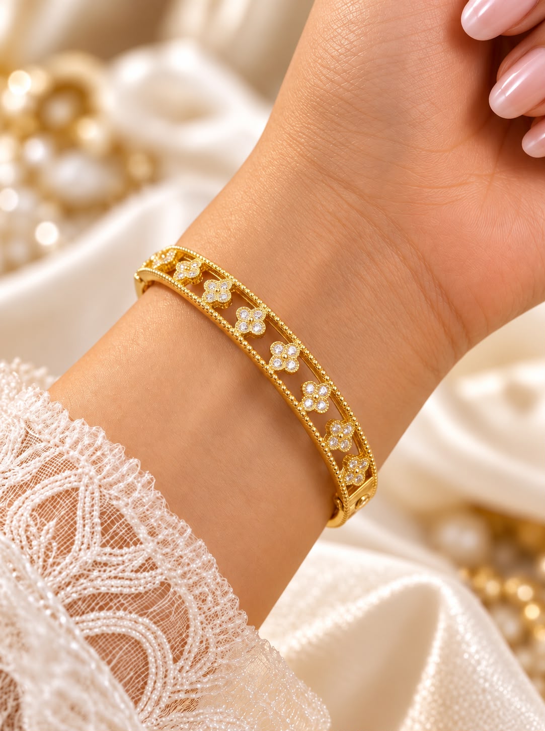 Leaf Clover Bracelet
